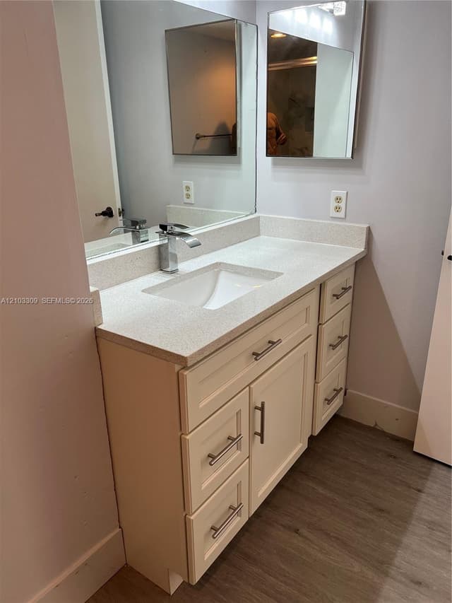 8081 Boca Rio Dr, Boca Raton FL 33433 - Boca Raton, FL - Photo 5