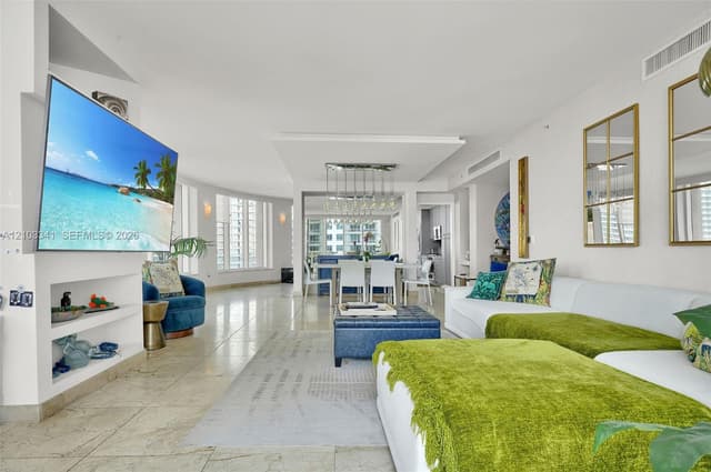 901 Brickell Key Blvd # 2204, Miami FL 33131 - Miami, FL - Photo 3
