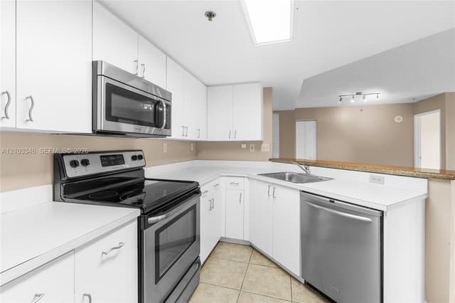 2351 Douglas Rd # 611, Miami FL 33145 - Miami, FL - Photo 5
