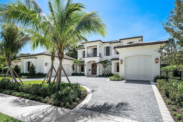 520 Overlook Drive, North Palm Beach FL 33408 - North Palm Beach, FL - Photo 2