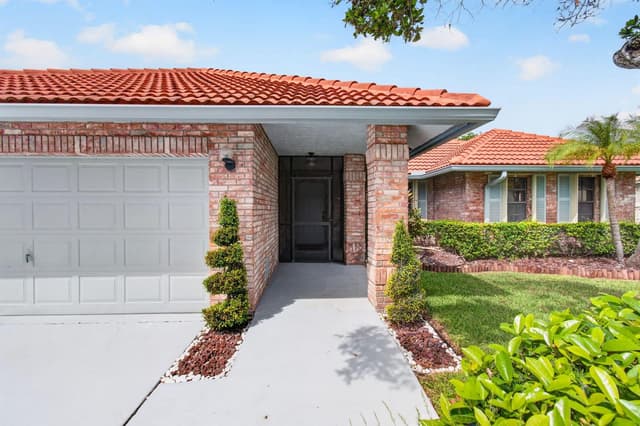 10145 HARBOURTOWN Court, Boca Raton FL 33498 - Boca Raton, FL - Photo 5