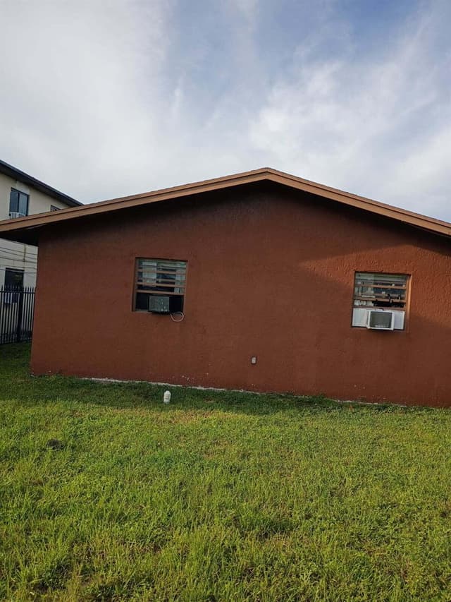 315 NW 3RD Court, Hallandale Beach FL 33009 - Hallandale Beach, FL - Photo 3