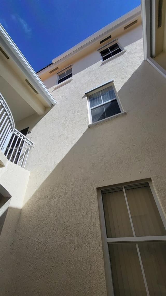 10022 NW 7th St # 205, Miami FL 33172 - Miami, FL - Photo 7