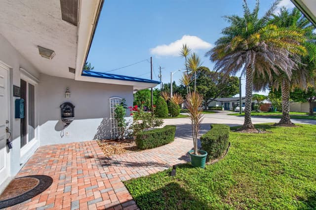 2801 Coral Shores Drive, Fort Lauderdale FL 33306 - Fort Lauderdale, FL - Photo 5