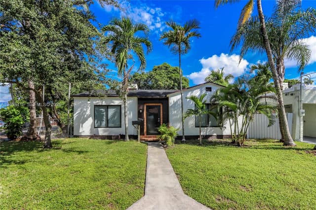 3095 NW 3rd St, Miami FL 33125 - Miami, FL - Photo 2