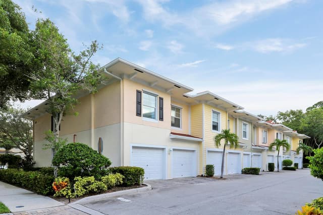 776 Dakota Drive # 106, Jupiter FL 33458 - Jupiter, FL - Photo 2