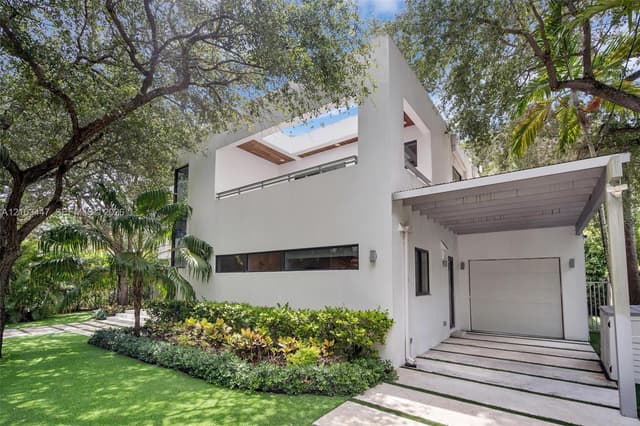 1760 Chucunantah Rd, Miami FL 33133 - Miami, FL - Photo 7