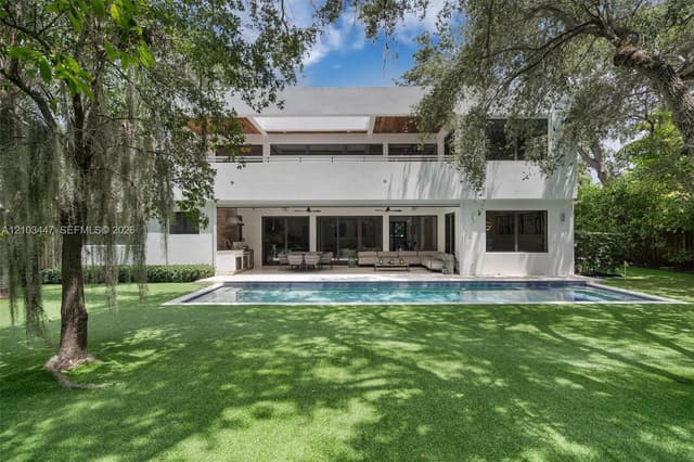 1760 Chucunantah Rd, Miami FL 33133 - Miami, FL - Photo 3