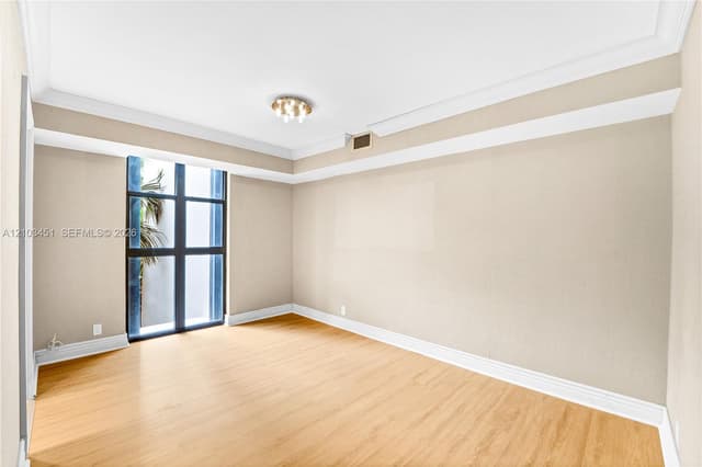 2000 Towerside Ter # 301, Miami FL 33138 - Miami, FL - Photo 5