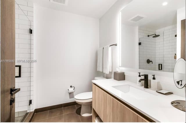 398 NE 5th St # 2805, Miami FL 33132 - Miami, FL - Photo 7