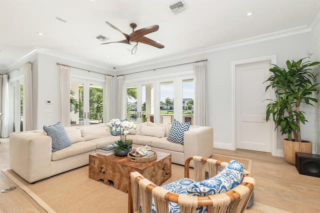 222 Arlington Road, West Palm Beach FL 33405 - West Palm Beach, FL - Photo 3