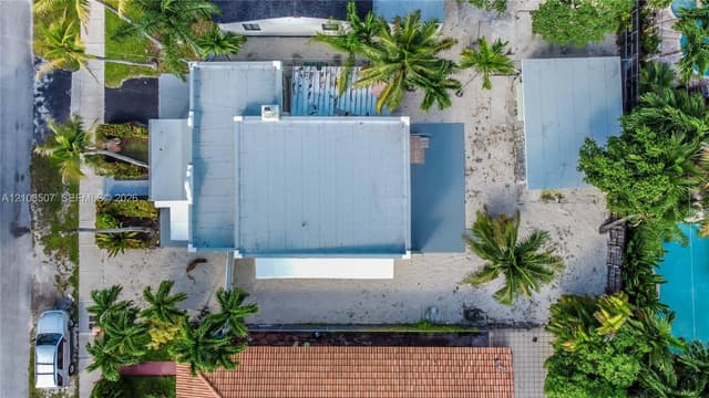 3085 NW 3rd St, Miami FL 33125 - Miami, FL - Photo 6