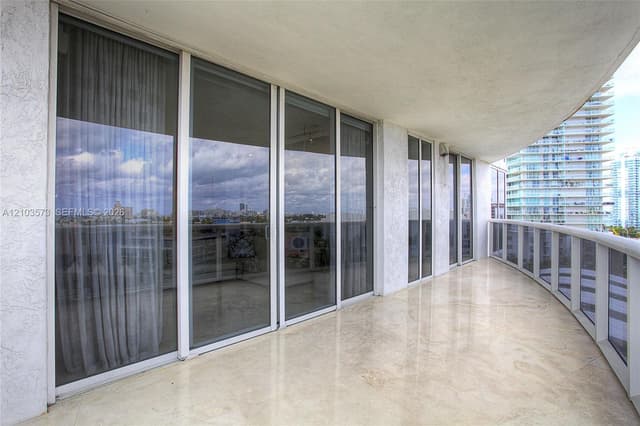 400 Alton Rd # 811, Miami Beach FL 33139 - Miami Beach, FL - Photo 4