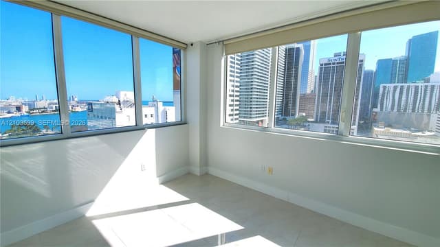 253 NE 2nd St # 1809, Miami FL 33132 - Miami, FL - Photo 2