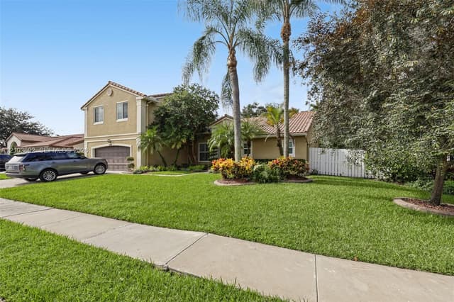 1203 NW 127th Dr, Sunrise FL 33323 - Sunrise, FL - Photo 6
