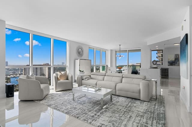 101 S Fort Lauderdale Beach Boulevard # 1807, Fort Lauderdale FL 33316 - Fort Lauderdale, FL - Photo 3