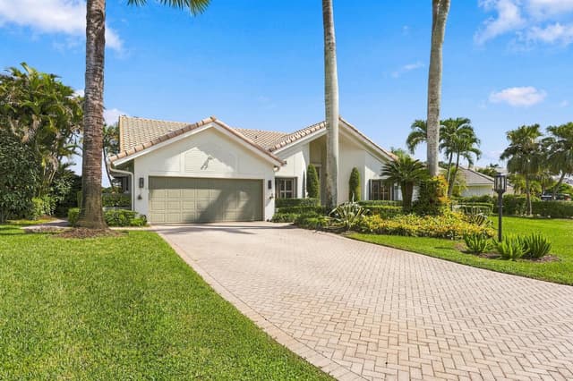 17556 CHARNWOOD Drive, Boca Raton FL 33498 - Boca Raton, FL - Photo 2