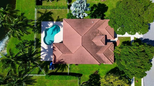 5574 Bermuda Dunes Circle, Lake Worth FL 33463 - Lake Worth, FL - Photo 5