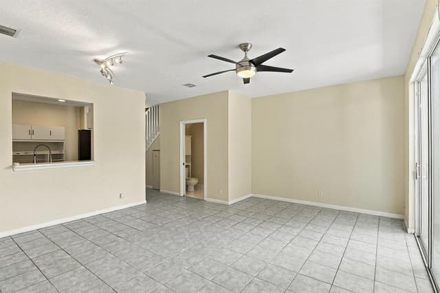 5477 NW 90th Terrace, Sunrise FL 33351 - Sunrise, FL - Photo 4