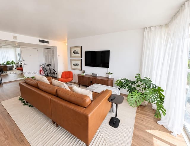 1300 Alton Rd # 10B, Miami Beach FL 33139 - Miami Beach, FL - Photo 4