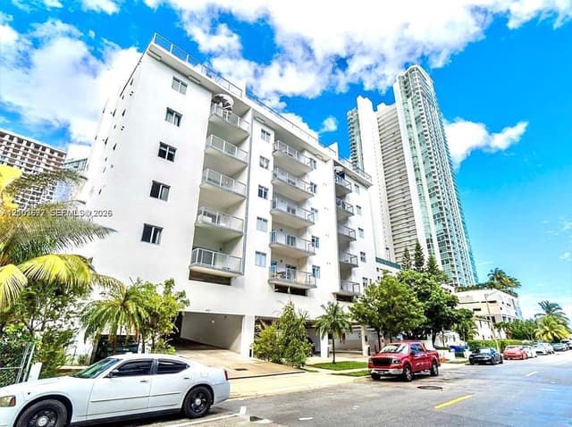 481 NE 29th St # 502, Miami FL 33137 - Miami, FL - Photo 2