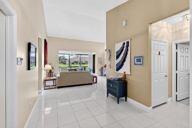 8284 WATERLINE Drive # 105, Boynton Beach FL 33472 - Boynton Beach, FL - Photo 4