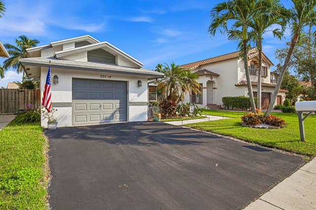 501 Lakeside Circle, Sunrise FL 33326 - Sunrise, FL - Photo 5
