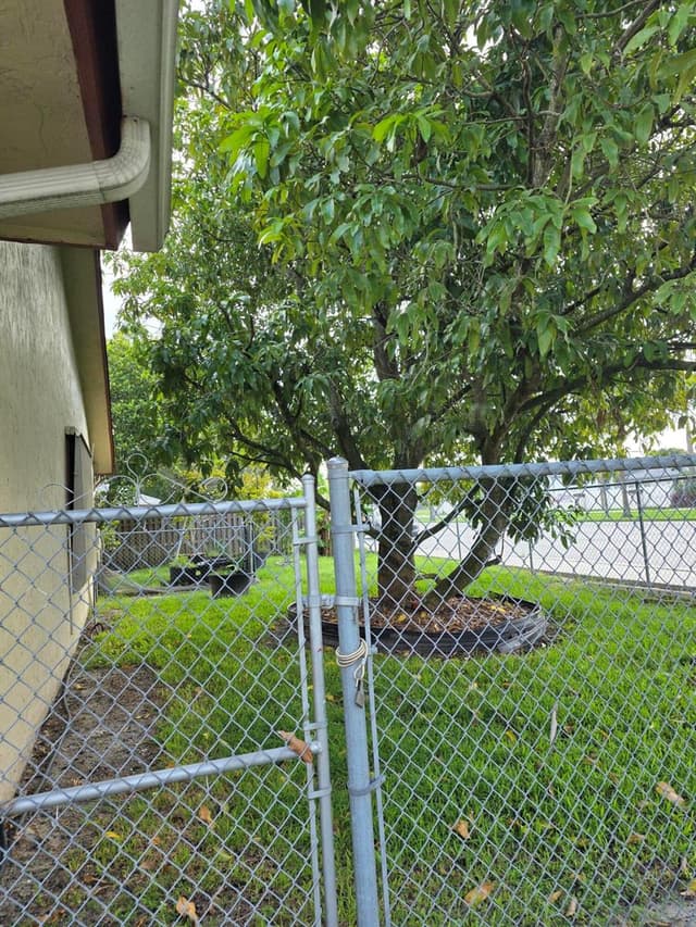 2000 NW 70TH Lane, Margate FL 33063 - Margate, FL - Photo 4