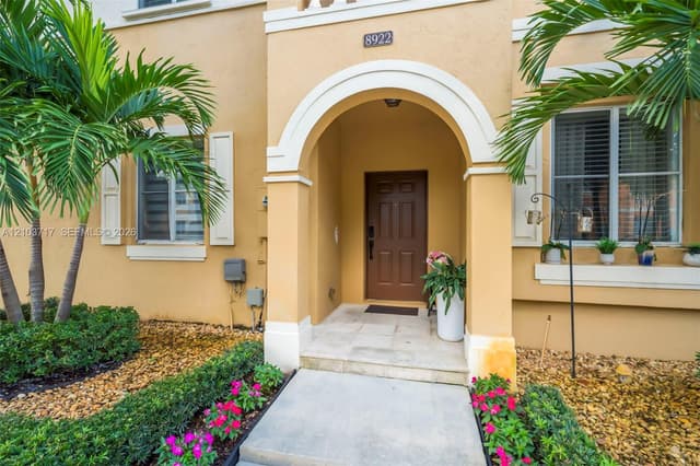 8922 SW 19th St, Miramar FL 33025 - Miramar, FL - Photo 2
