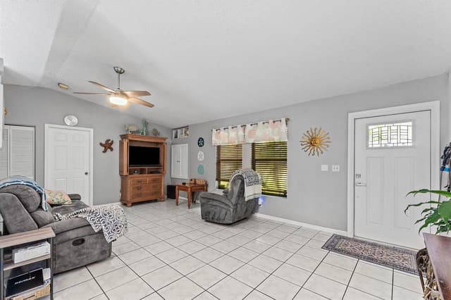 16180 Murcott Boulevard, Loxahatchee FL 33470 - Loxahatchee, FL - Photo 3