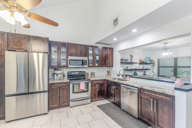 9360 Ketay Circle, Boca Raton FL 33428 - Boca Raton, FL - Photo 5