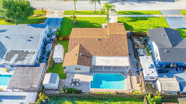 6911 SW 1ST Court, Margate FL 33068 - Margate, FL - Photo 7