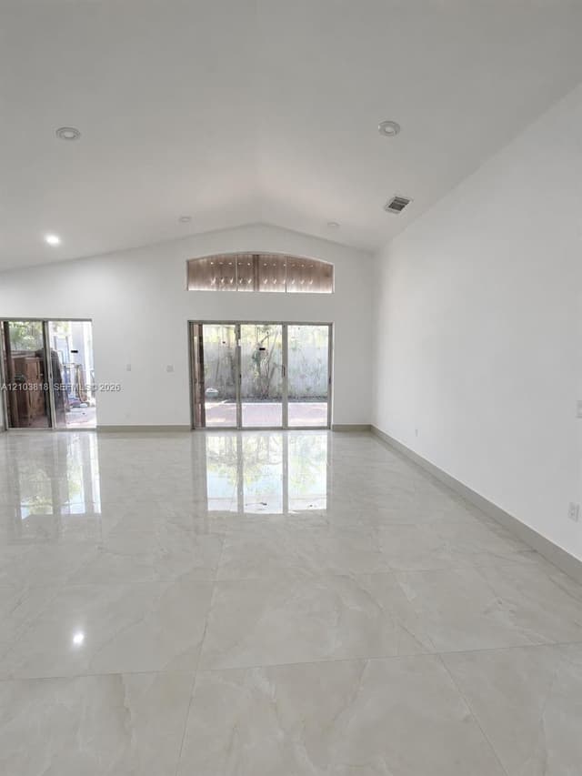 5292 SW 38th Ave, Hollywood FL 33312 - Hollywood, FL - Photo 4
