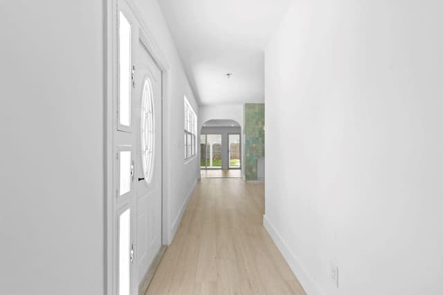 1201 N Ocean Breeze, FL 33460 - Photo 3