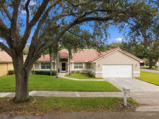 3705 BEACHWOOD Drive, Delray Beach FL 33445 - Delray Beach, FL - Photo 2