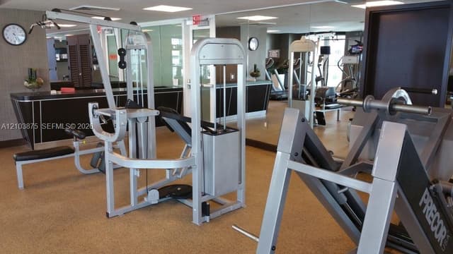 950 Brickell Bay Dr # 4008, Miami FL 33131 - Miami, FL - Photo 7