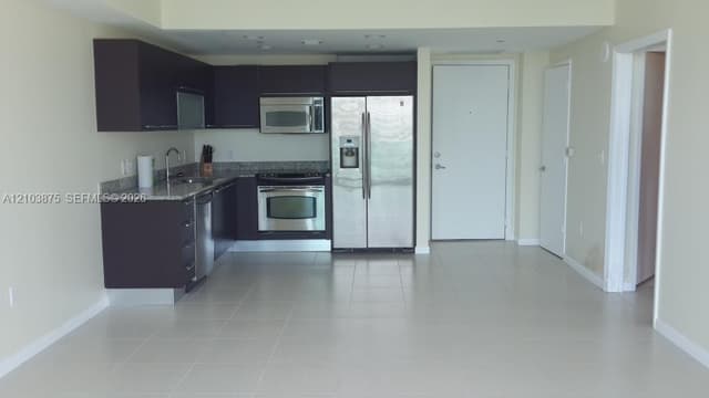 950 Brickell Bay Dr # 4008, Miami FL 33131 - Miami, FL - Photo 3