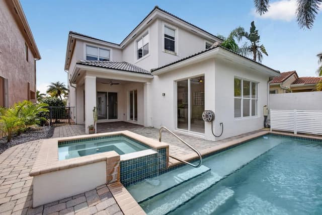 207 ISLE VERDE Way, Palm Beach Gardens FL 33418 - Palm Beach Gardens, FL - Photo 5