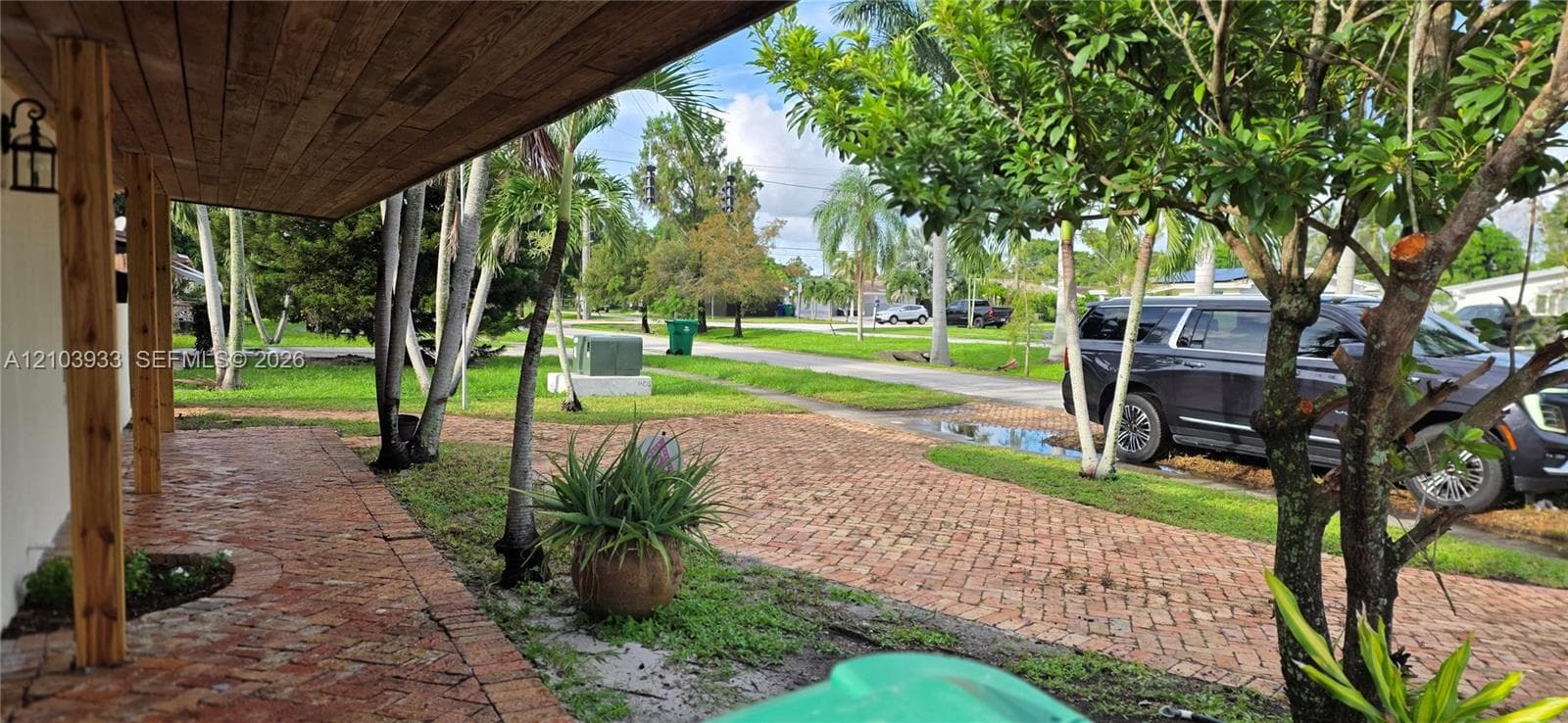 2512 Island Dr, Miramar FL 33023 - Miramar, FL - Photo 1