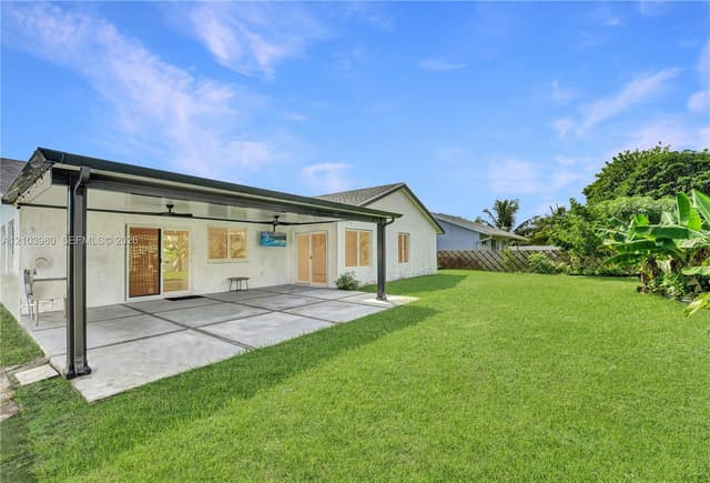 5505 SW 9th St, Margate FL 33068 - Margate, FL - Photo 3
