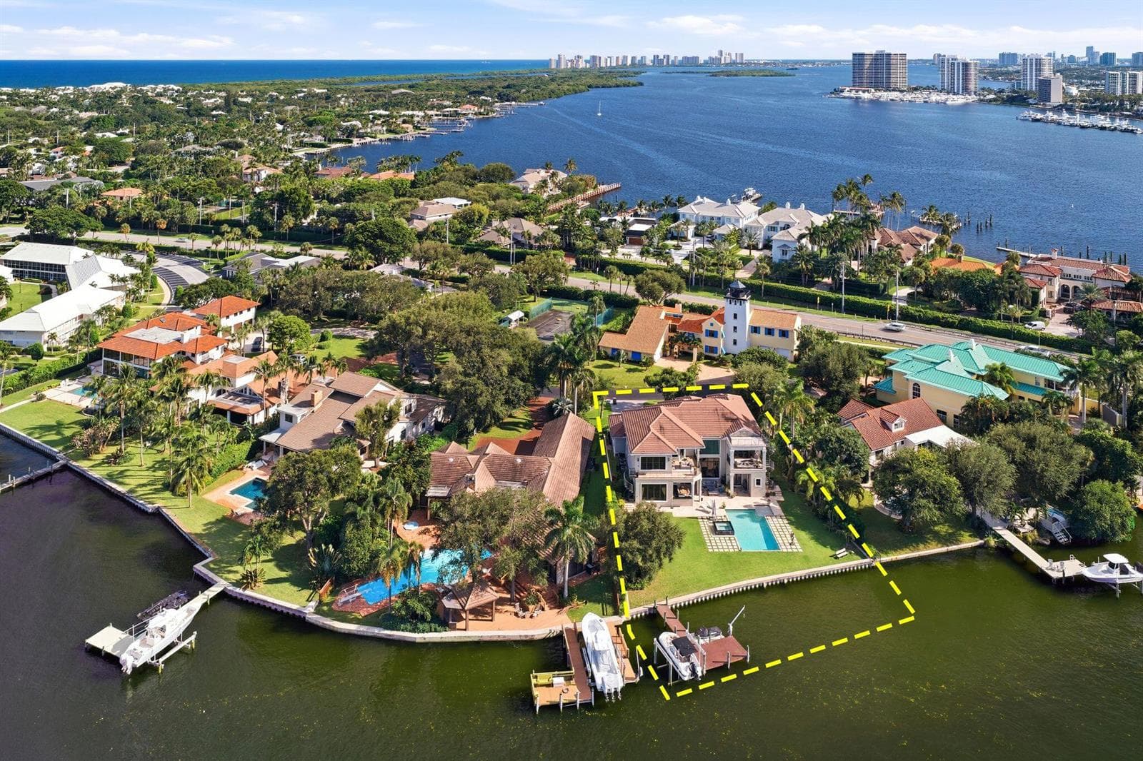 1950 Portage Landing N, North Palm Beach FL 33408