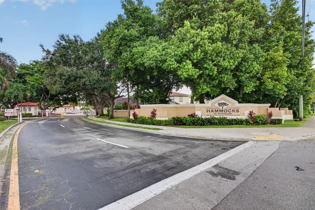 509 NW 36th Avenue, Deerfield Beach FL 33442 - Deerfield Beach, FL - Photo 5