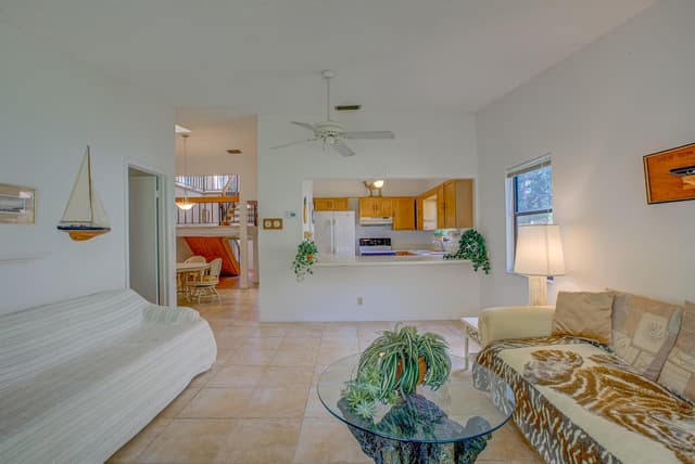 1092 Raintree Court, Palm Beach Gardens FL 33410 - Palm Beach Gardens, FL - Photo 7