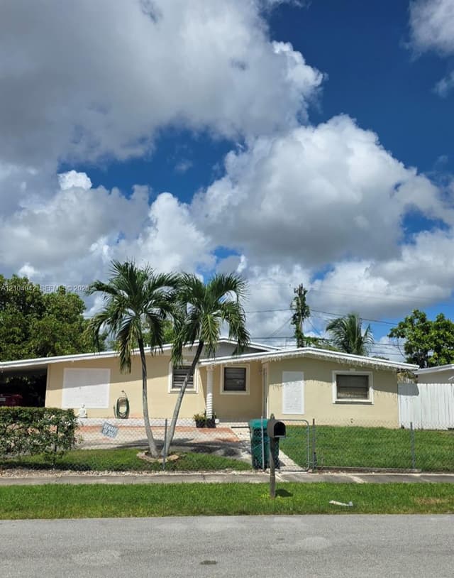 11761 SW 173rd St, Miami FL 33177 - Miami, FL - Photo 2
