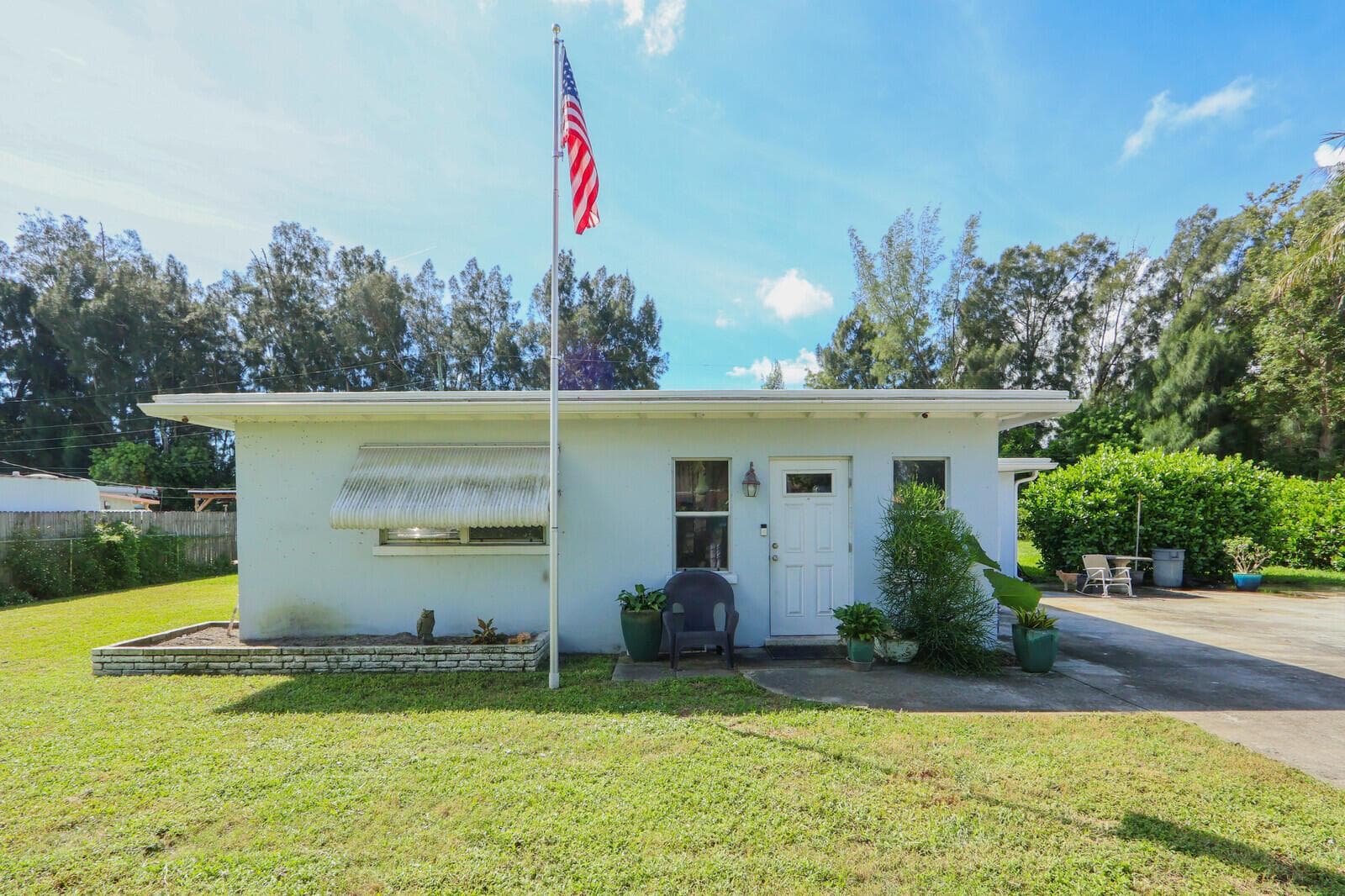2708 CHEROKEE Court, West Palm Beach FL 33406 - West Palm Beach, FL - Photo 1