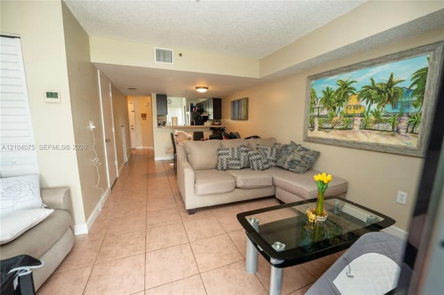 158 Riviera Cir # 3, Weston FL 33326 - Weston, FL - Photo 3