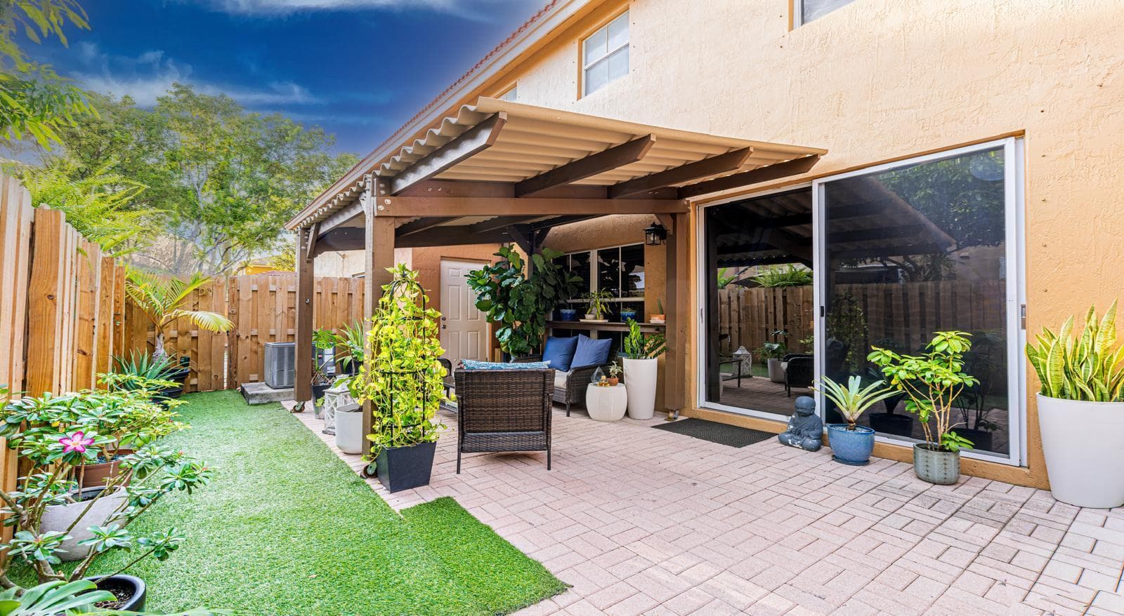 8422 NW 140th Terrace # 3603, Miami Lakes FL 33016 - Miami Lakes, FL - Photo 1