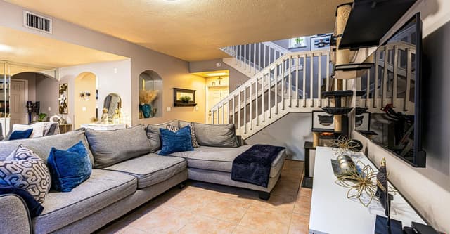 8422 NW 140th Terrace # 3603, Miami Lakes FL 33016 - Miami Lakes, FL - Photo 4