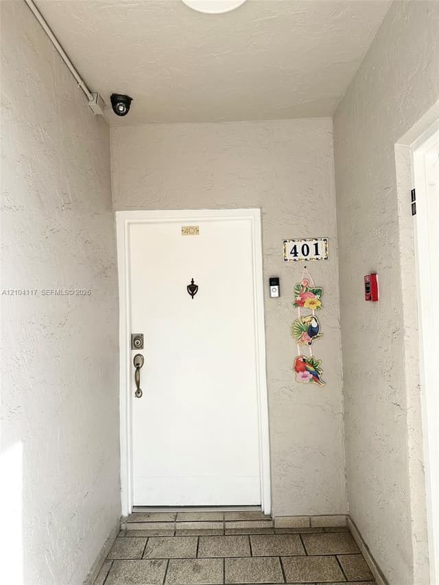8425 NW 8th St # 401, Miami FL 33126 - Miami, FL - Photo 2