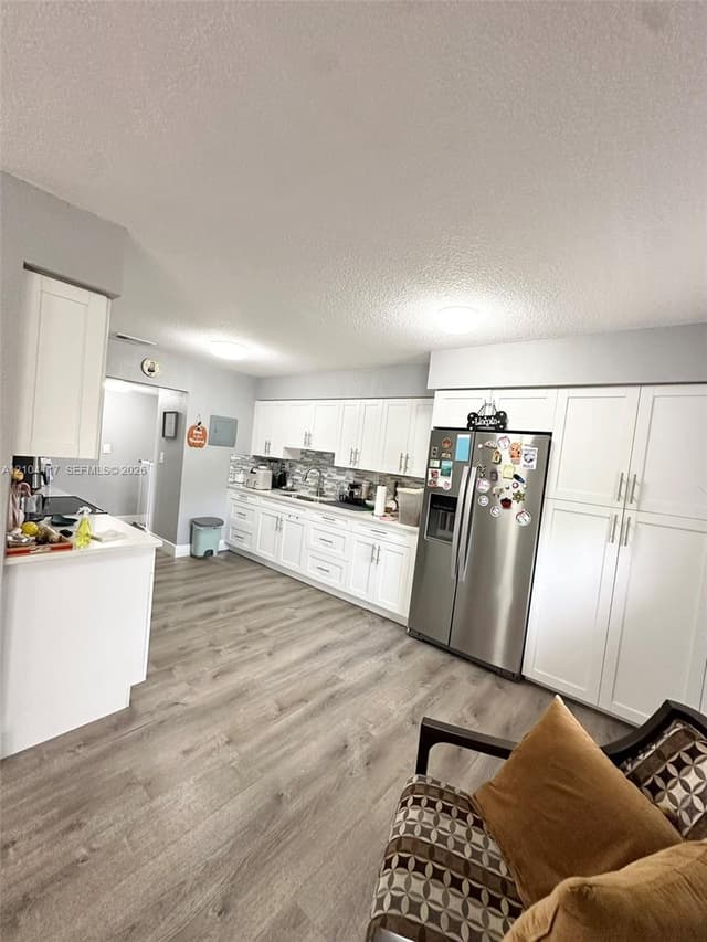 8425 NW 8th St # 401, Miami FL 33126 - Miami, FL - Photo 7